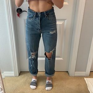 High rise ripped baggy jeans